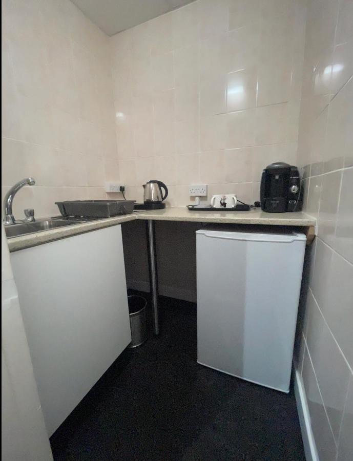 Phildene Suites Blackpool Room photo