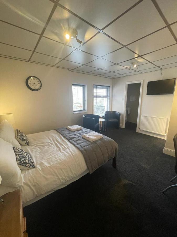 Phildene Suites Blackpool Room photo